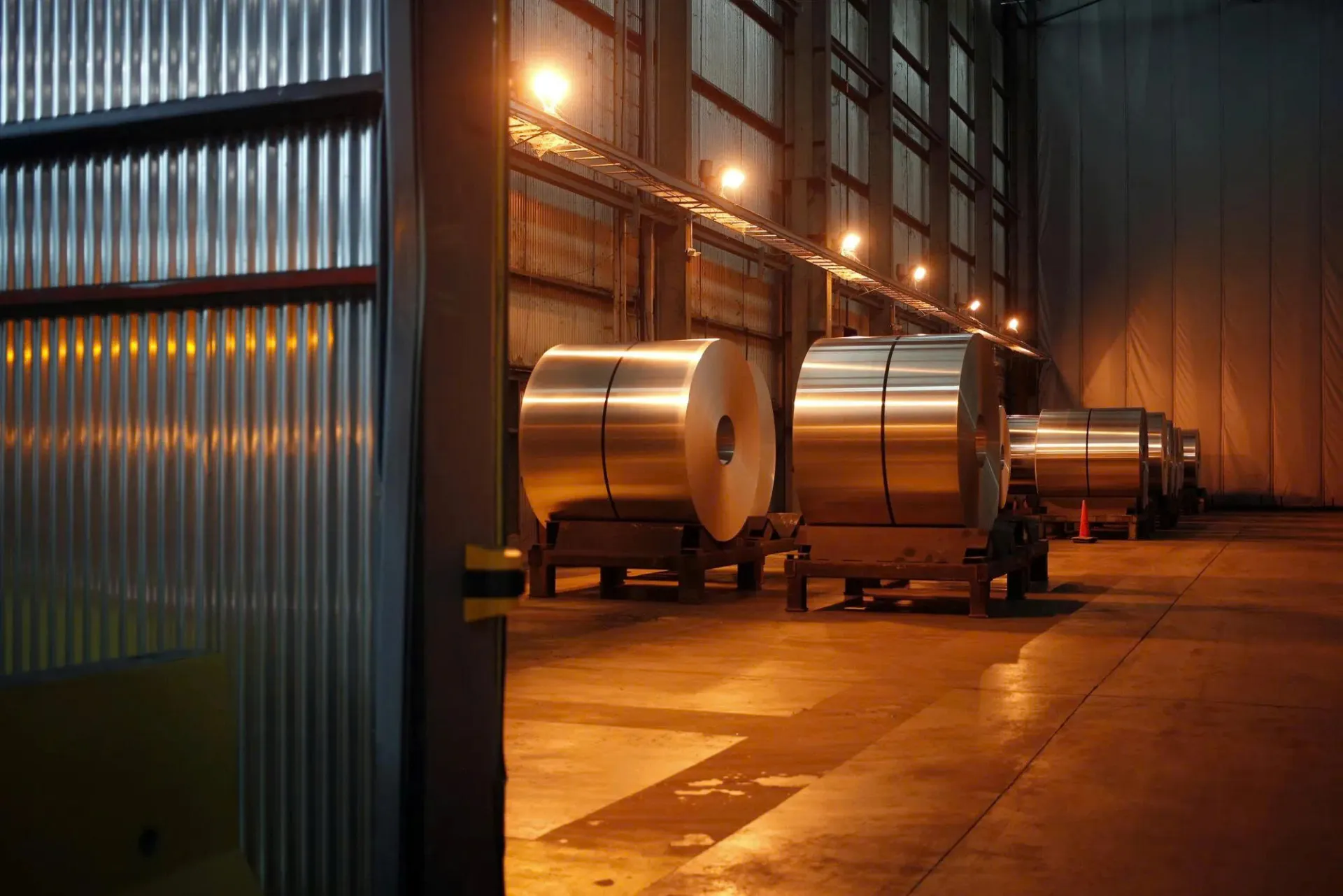 Khủng hoảng nhôm tại Mỹ: Thuế quan và cơn bão nguồn cung